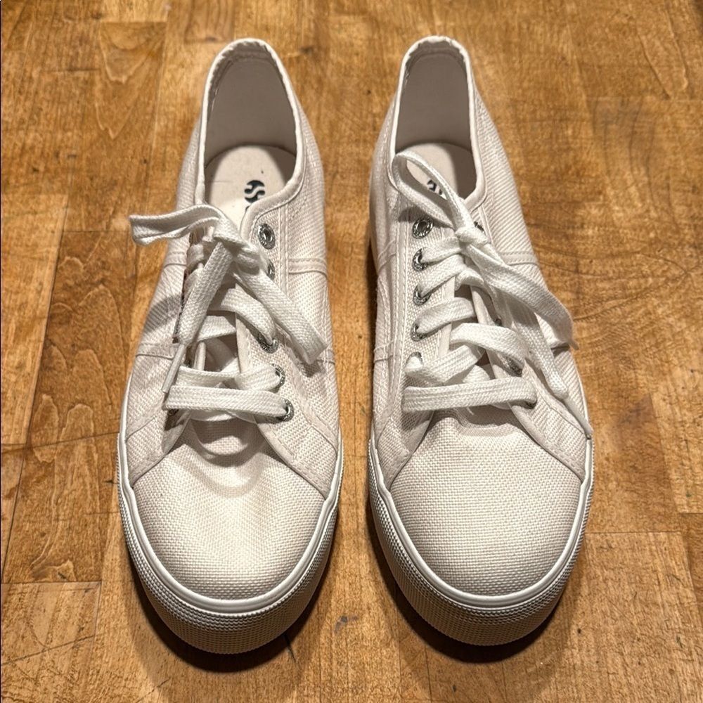 Superga Sneakers
